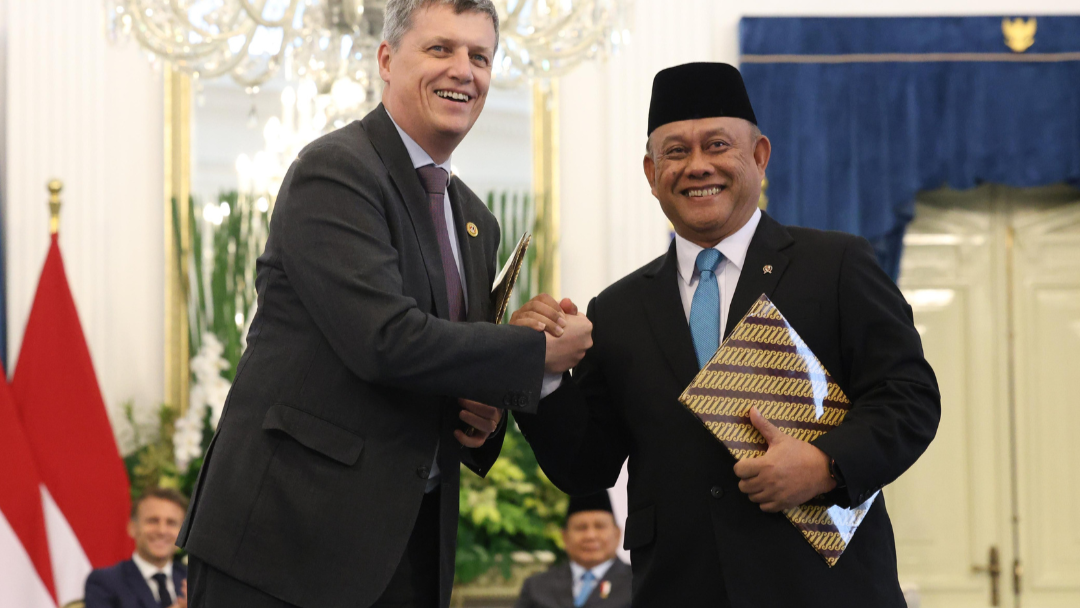 Dukung Program MBG, BGN Tanjung Balai dan Danone Teken MoU